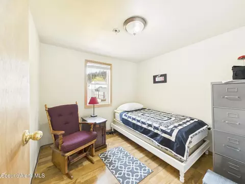 Bedroom - 603 Oregon Ave, Pinehurst, ID 83850 photo 2 of 2
