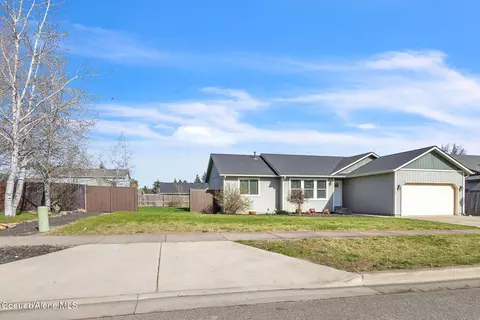 1130 N Townsend Loop, Post Falls, ID 83854
