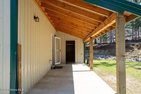 Exterior - 17 Box Cyn, Sandpoint, ID 83864 photo 3 of 14