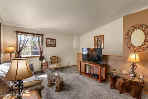 1509 N Post St, Post Falls, ID 83854 photo 4