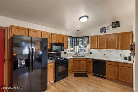 1509 N Post St, Post Falls, ID 83854 photo 7