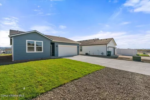 5166 E Antares Ln, Post Falls, ID 83854 photo 8