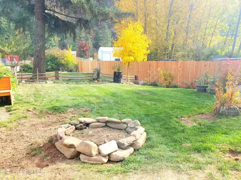 186 W Fork Pine Creek Rd, Pinehurst, ID 83850 photo 12