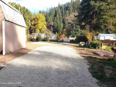 186 W Fork Pine Creek Rd, Pinehurst, ID 83850 photo 4