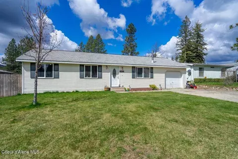 32539 7th Ave, Spirit Lake, ID 83869