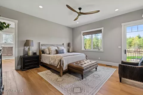 Bedroom - 8236 E Scout Trail Rd, Athol, ID 83801 photo 1 of 6