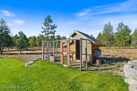 Exterior - 8236 E Scout Trail Rd, Athol, ID 83801 photo 17 of 24