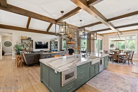 Kitchen - 8236 E Scout Trail Rd, Athol, ID 83801 photo 3 of 6