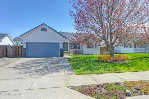 Exterior - 370 E Tiger Ave, Post Falls, ID 83854 photo 5 of 16