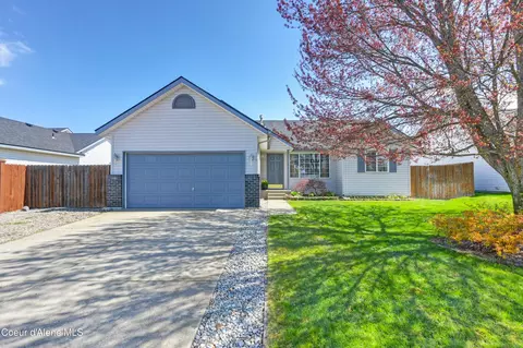 Exterior - 370 E Tiger Ave, Post Falls, ID 83854 photo 4 of 16