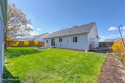 Exterior - 370 E Tiger Ave, Post Falls, ID 83854 photo 13 of 16