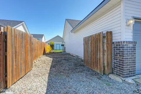 Exterior - 370 E Tiger Ave, Post Falls, ID 83854 photo 15 of 16
