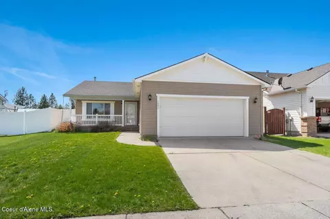 2998 W Versailles Dr, Coeur D'alene, ID 83815