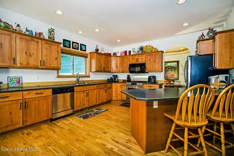 132 Heights Loop, Bonners Ferry, ID 83805 photo 13
