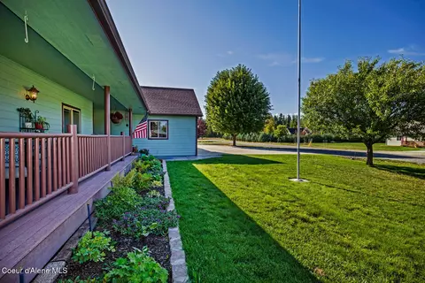 132 Heights Loop, Bonners Ferry, ID 83805 photo 3
