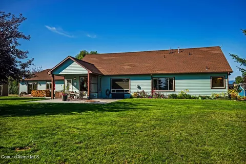 132 Heights Loop, Bonners Ferry, ID 83805 photo 4