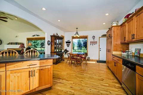 132 Heights Loop, Bonners Ferry, ID 83805 photo 14