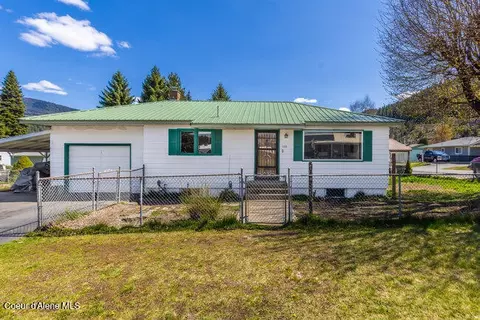 203 S 1st St, Osburn, ID 83849