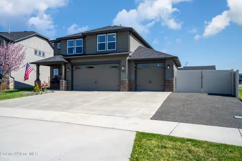 13394 N Leavenworth Loop, Hayden, ID 83835