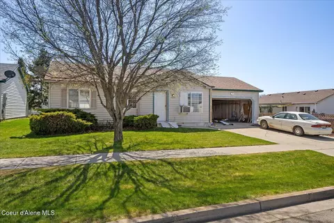 1004 E Shasta Ave, Post Falls, ID 83854 photo 3