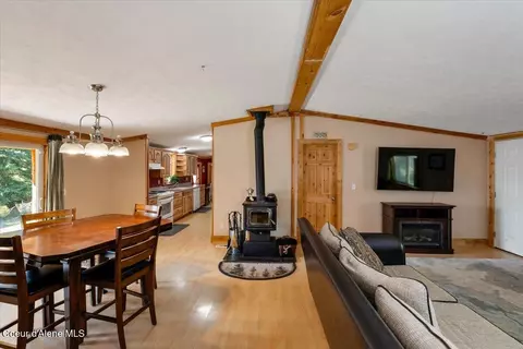 368 Lakeview Dr, Blanchard, ID 83804 photo 8