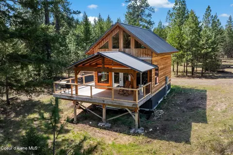 459 Spotted Horse Trl, Priest River, ID 83856