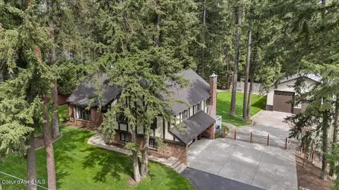 11496 N Eastshore Dr, Hayden, ID 83835