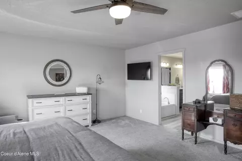 Bedroom - 1733 N Minam Loop, Post Falls, ID 83854 photo 2 of 5