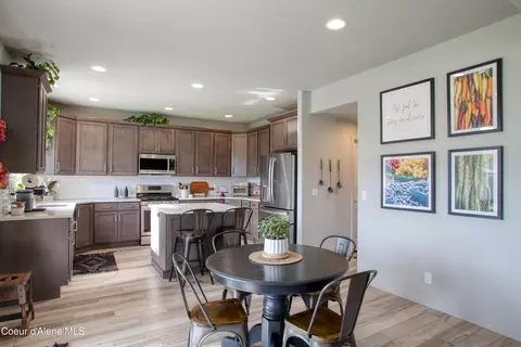 Kitchen - 1733 N Minam Loop, Post Falls, ID 83854 photo 1 of 3