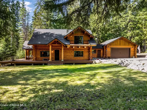220 Cougar Run Rd, Priest Lake, ID 83856