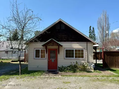 813 N Jefferson Ave, Sandpoint, ID 83864