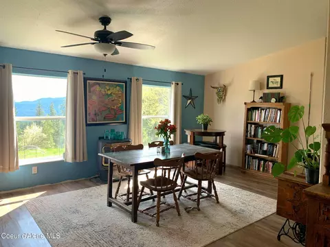Dining - 7475 E Garnet Dr, Saint Maries, ID 83861 photo 1 of 3