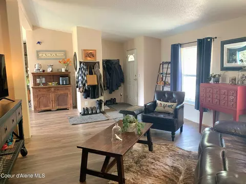 Entry Way - 7475 E Garnet Dr, Saint Maries, ID 83861 photo 1 of 1
