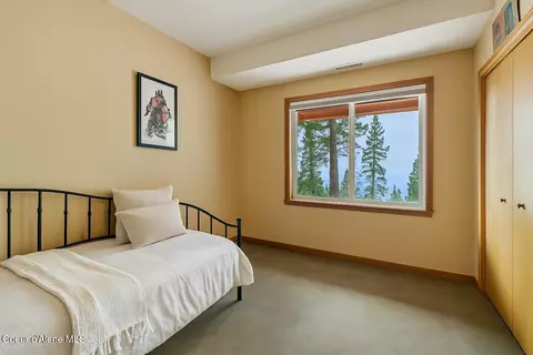 Bedroom - 118 Alpine Ln, Hope, ID 83836 photo 5 of 5