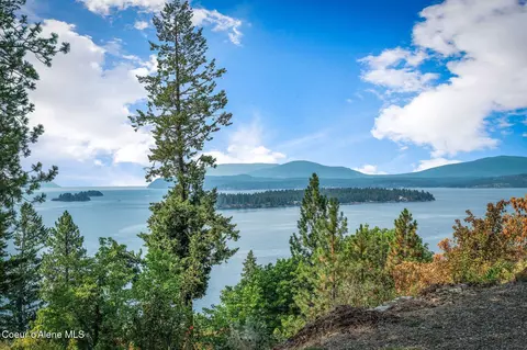 118 Alpine Ln, Hope, ID 83836