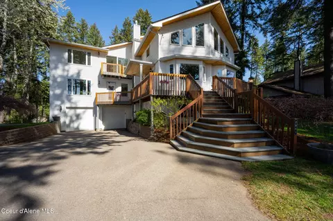 2851 W Lutherhaven Rd, Coeur D'alene, ID 83814
