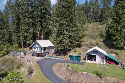 120 Alpine Ln, Hope, ID 83836