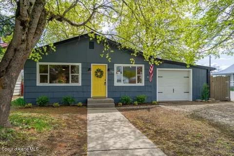 1325 Cedar St, Sandpoint, ID 83864