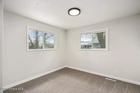 Bedroom - 1325 Cedar St, Sandpoint, ID 83864 photo 2 of 3