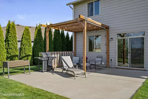 Exterior - 9362 N Prince William Loop, Hayden, ID 83835 photo 4 of 6
