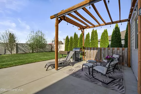 Exterior - 9362 N Prince William Loop, Hayden, ID 83835 photo 3 of 6