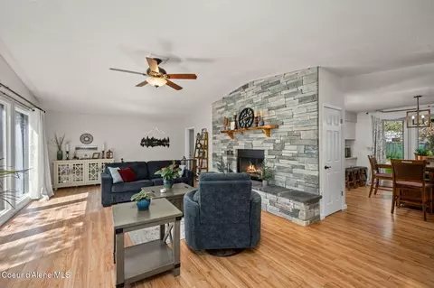 211 S Pinewood Dr, Post Falls, ID 83854