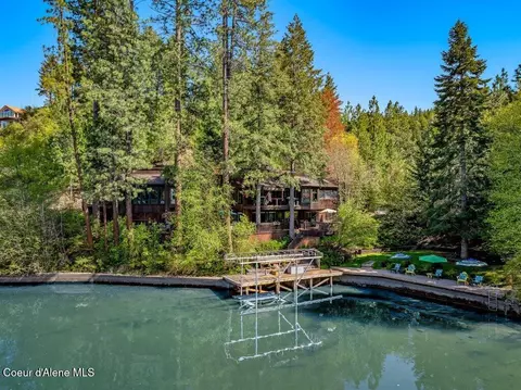 7225 W Otter Bay Rd, Coeur D'alene, ID 83814