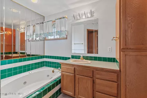 404 W 18th Ave, Post Falls, ID 83854 photo 16