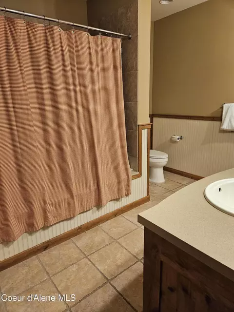 604 Bunker Ave #408, Kellogg, ID 83837 photo 9