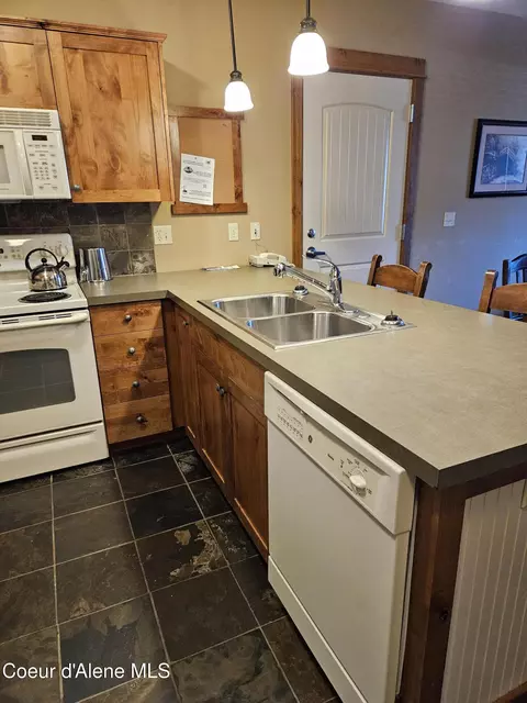 604 Bunker Ave #408, Kellogg, ID 83837 photo 5