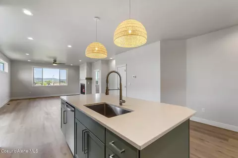 Kitchen - 3397 N Blaze Loop, Post Falls, ID 83854 photo 3 of 4