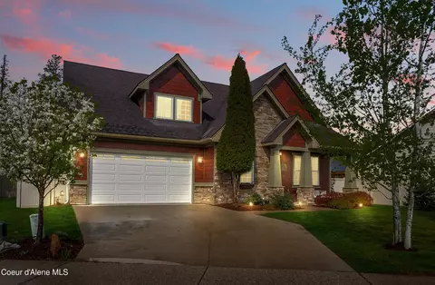 3731 Grandview Dr, Sandpoint, ID 83864
