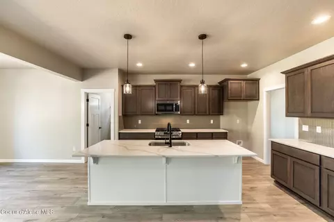 7587 E Duke Ln, Athol, ID 83801 photo 9