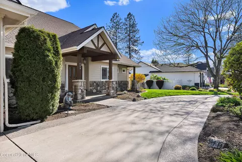 Exterior - 604 E Kokanee Dr, Post Falls, ID 83854 photo 2 of 10